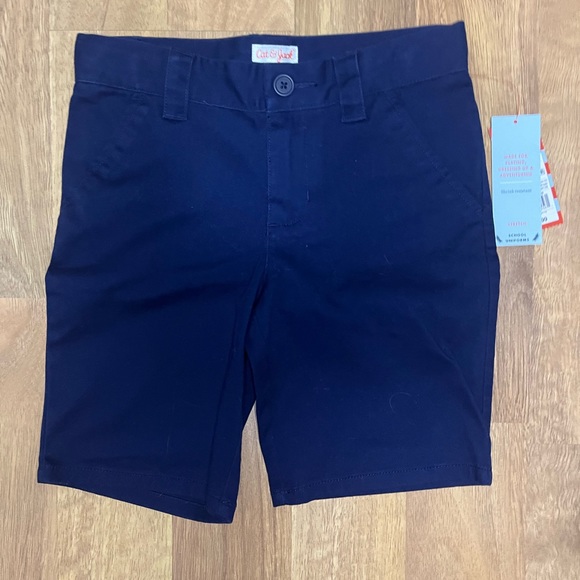 ๐๐NEW WITH TAGS CAT AND JACK NAVY SCHOOL UNIFORM SHORTS!!๐๐ - Picture 1 of 4